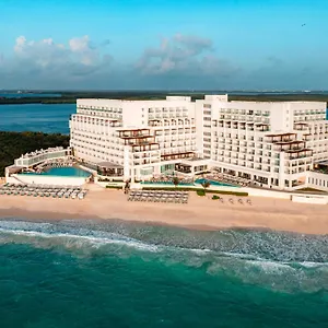 https://sun-palace.quintano-roohotels.com