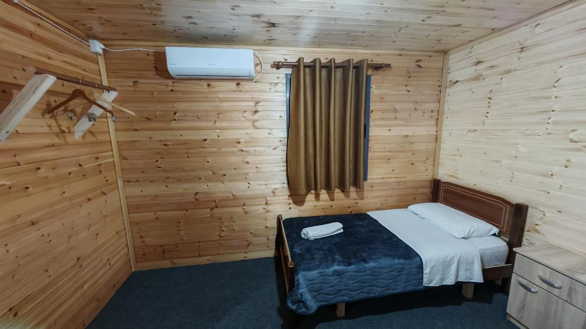 Hostel Riverside Komani Lake Albania